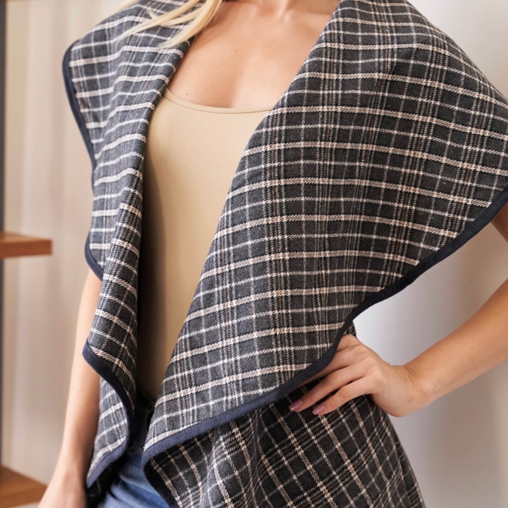 ✨LAST ONE✨Checkered Vest - Picture 3 of 3